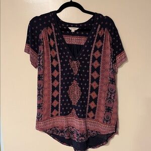 Lucky Brand Navy and Pink Short sleeve V-Neck Patterned Top